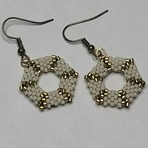 JRW Hand Crafted 3D Beaded Earrings Gold Bone - Picture 2 of 6